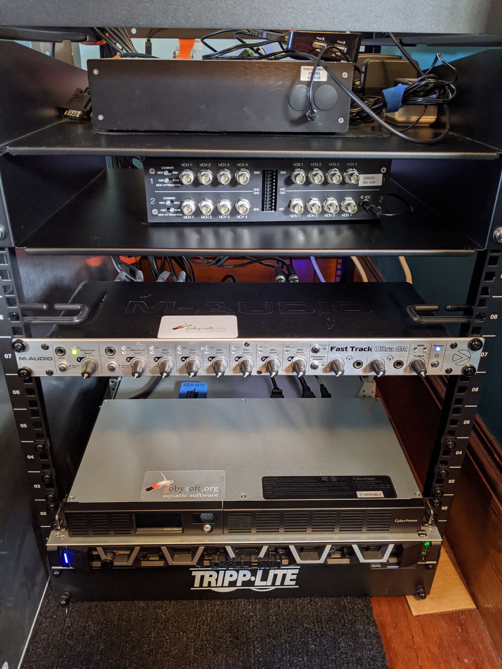 Audioserver hardware rack